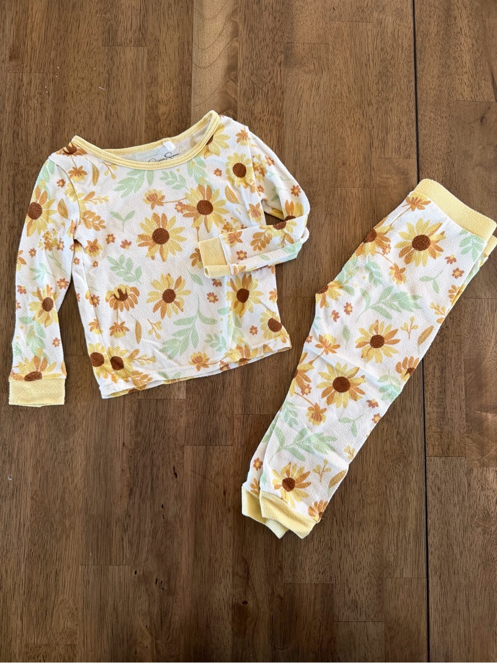 Jessica Simpson Yellow Sunflower Print Kids Pajama Set
